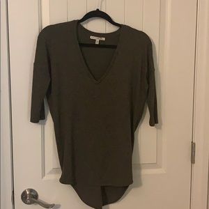 💰BUNDLE SALE💰 Express one eleven sweater